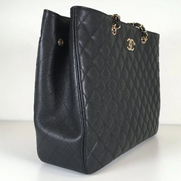 Chanel Grand Shopping Tote - Picture 2 of 8